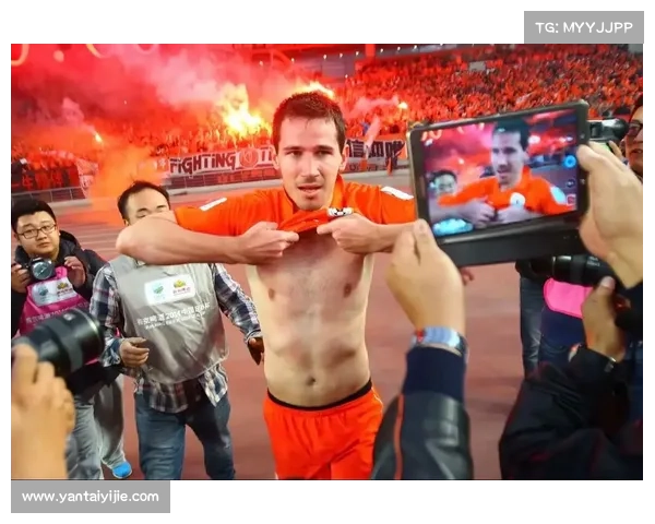 从传承到精神象征杰拉德选择4号球衣的深层原因与影响分析 从传承到精神象征杰拉德选择4号球衣的深层原因与影响分析